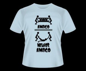 Camiseta Amigo vs Melhor Amigo